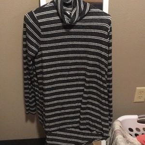 Long sleeve turtle neck